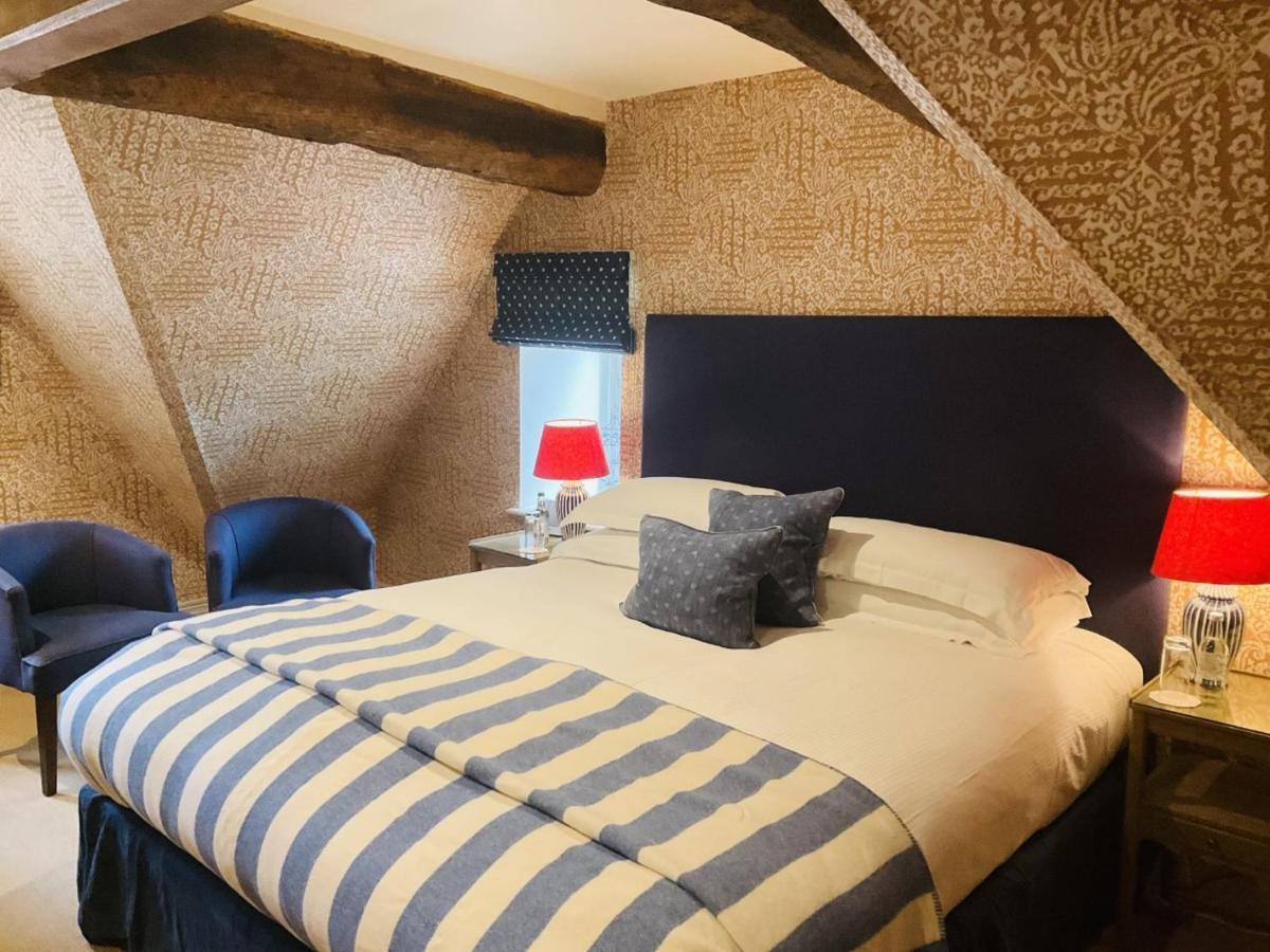 The Close Hotel Тетбъри Екстериор снимка